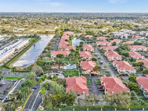 110 Belmont Lane North Lauderdale FL 33068
