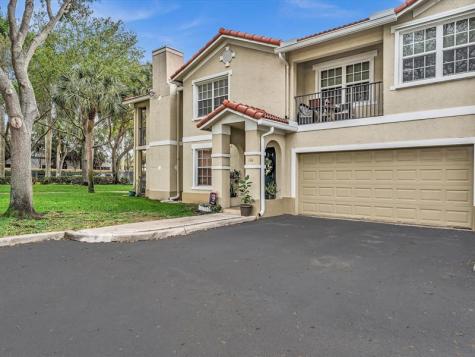 110 Belmont Lane North Lauderdale FL 33068