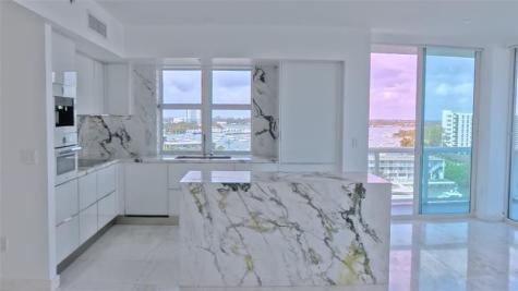 7910 Harbor Island Drive North Bay Village FL 33141