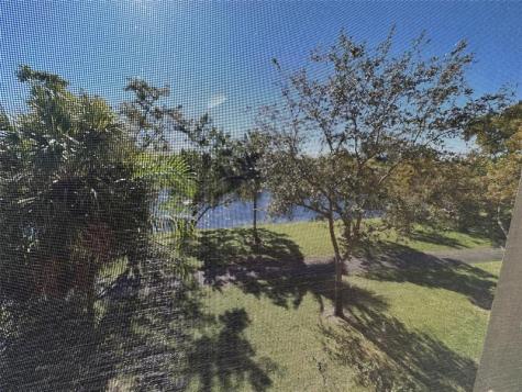 2206 S Cypress Bend Drive Pompano Beach FL 33069