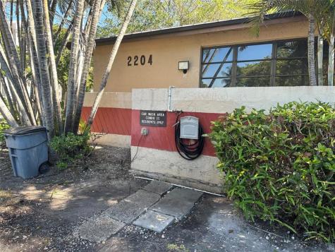 2206 S Cypress Bend Drive Pompano Beach FL 33069