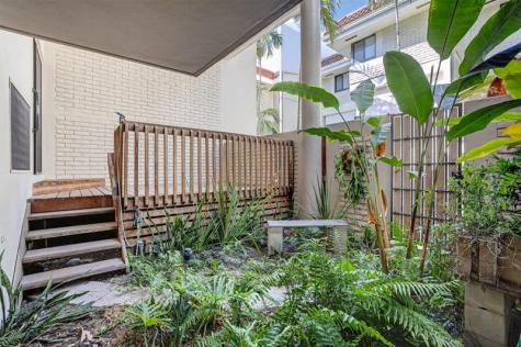 1401 NE 9th Street Fort Lauderdale FL 33304