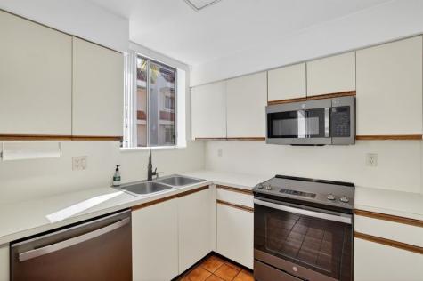 1401 NE 9th Street Fort Lauderdale FL 33304