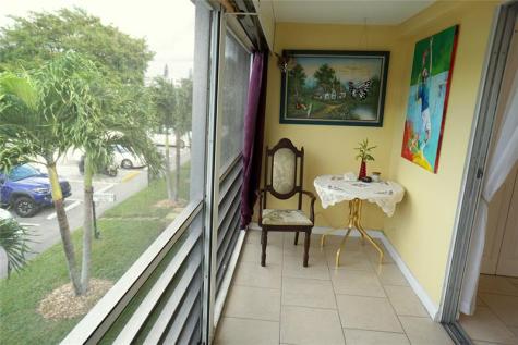 105 Prescott E Deerfield Beach FL 33442