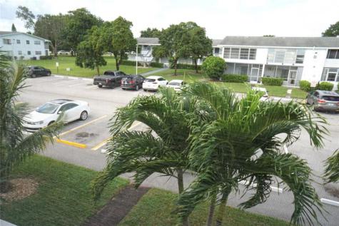 105 Prescott E Deerfield Beach FL 33442