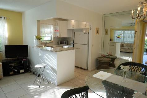 105 Prescott E Deerfield Beach FL 33442