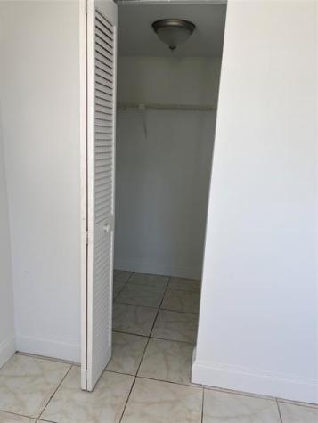 8000 Colony Circle Fort Lauderdale FL 33321