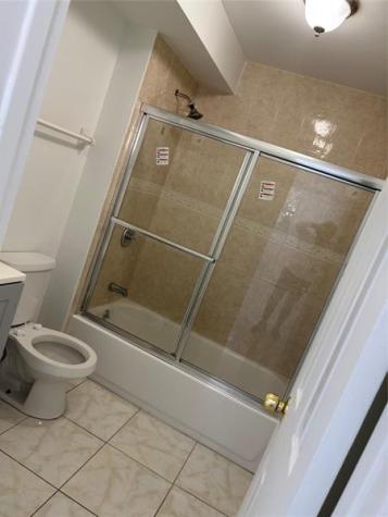 8000 Colony Circle Fort Lauderdale FL 33321