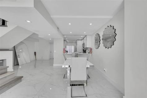 9962 Royal Palm Boulevard Coral Springs FL 33065