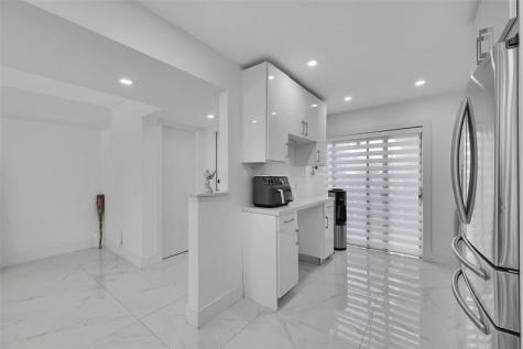 9962 Royal Palm Boulevard Coral Springs FL 33065