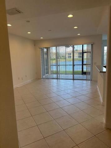 8290 NW 128th Lane Parkland FL 33076