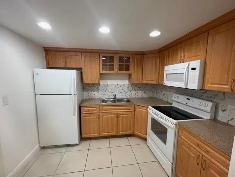 9365 Fontainebleau Boulevard Miami FL 33172