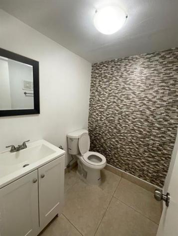 9365 Fontainebleau Boulevard Miami FL 33172