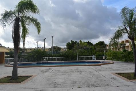 9365 Fontainebleau Boulevard Miami FL 33172