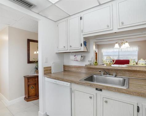 4705 NW 35th Street Lauderdale Lakes FL 33319