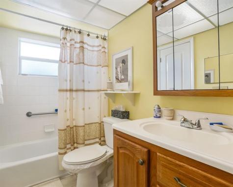4705 NW 35th Street Lauderdale Lakes FL 33319