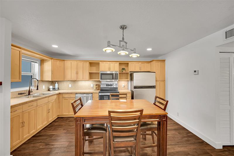 2850 NE 14th Street Causeway Pompano Beach FL 33062