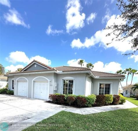 1044 SW 42nd Avenue Deerfield Beach FL 33442