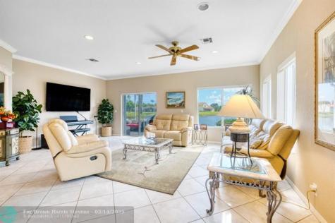 1044 SW 42nd Avenue Deerfield Beach FL 33442