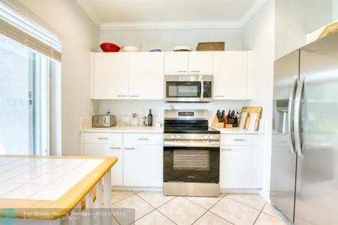 1044 SW 42nd Avenue Deerfield Beach FL 33442