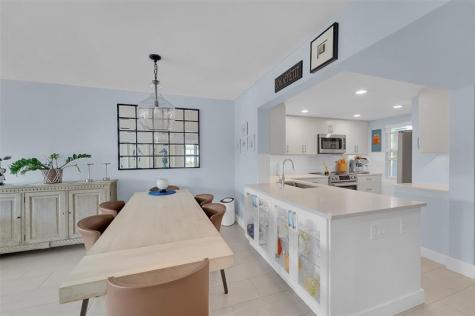 3050 NE 48th Court Lighthouse Point FL 33064