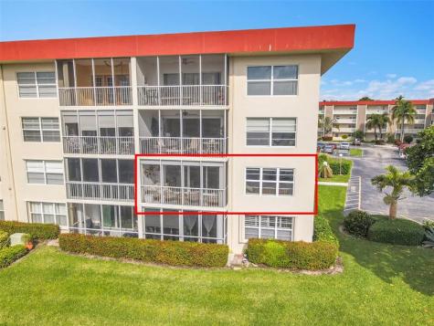 3050 NE 48th Court Lighthouse Point FL 33064