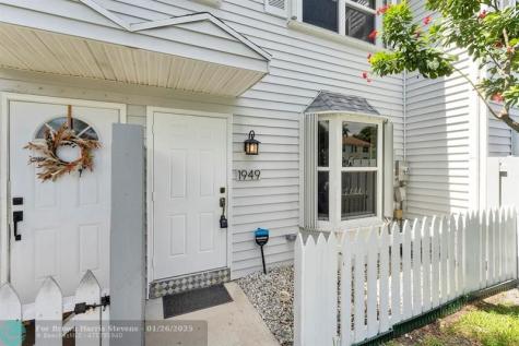 1949 NE 15th Avenue Fort Lauderdale FL 33305