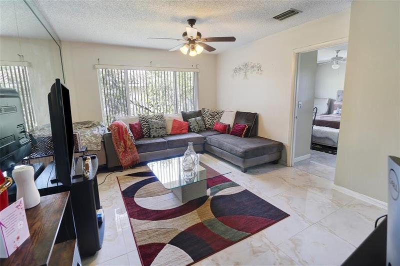 3246 NW 102nd Terrace Coral Springs FL 33065