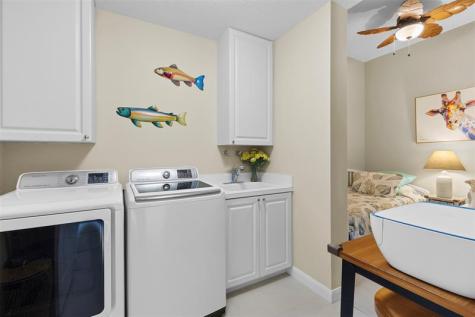 21 Harbour Isle Drive W Hutchinson Island FL 34949