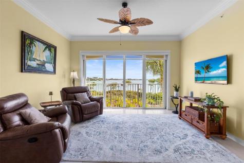 21 Harbour Isle Drive W Hutchinson Island FL 34949