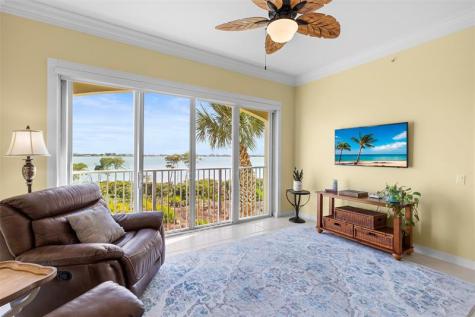 21 Harbour Isle Drive W Hutchinson Island FL 34949