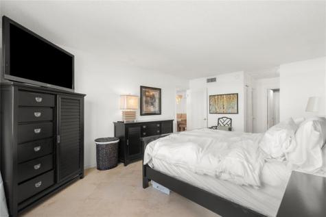 2000 S Ocean Boulevard Lauderdale By The Sea FL 33062