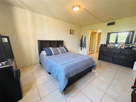 7300 NW 17th Street Plantation FL 33313