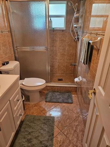 4000 NW 44 Avenue Lauderdale Lakes FL 33319