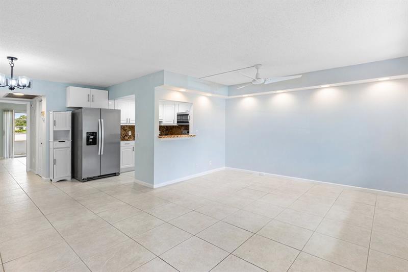 1084 Harwood F Deerfield Beach FL 33442