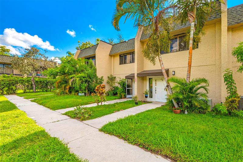 89 Deer Creek Road Deerfield Beach FL 33442
