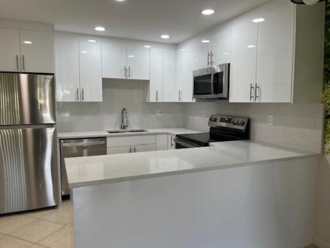 418 Pine Glen Lane Greenacres FL 33463