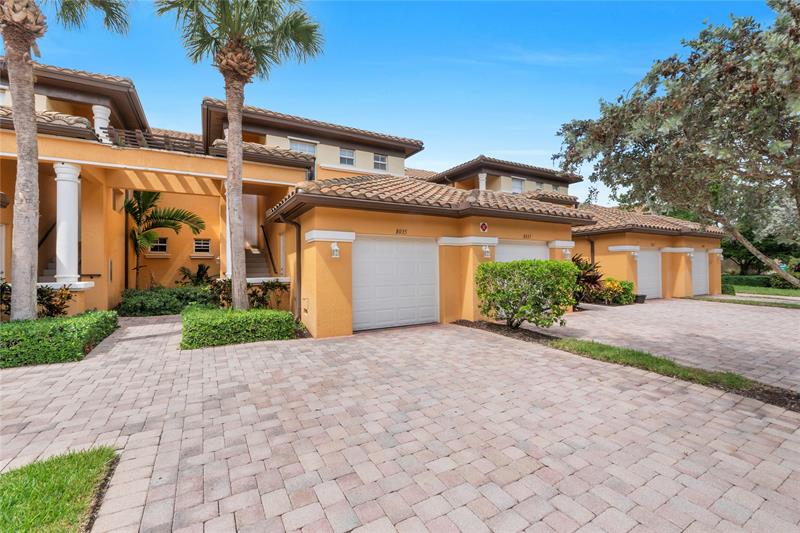 8035 NW 127th Lane Parkland FL 33076