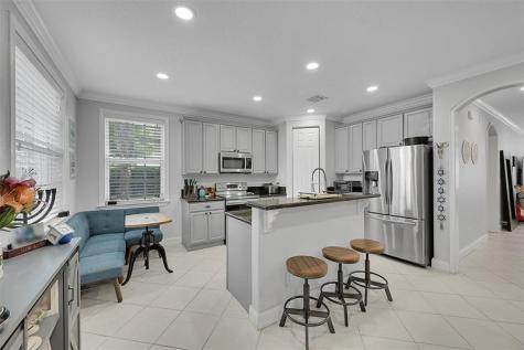 81 Legacy Court Delray Beach FL 33445