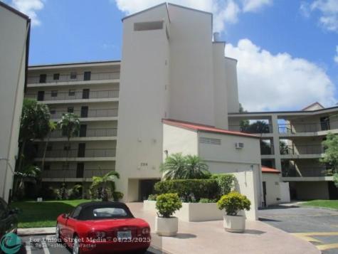 2314 S Cypress Bend Drive Pompano Beach FL 33069