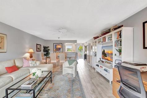 2615 NE 3rd Court Boynton Beach FL 33435