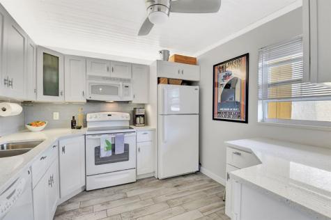 2615 NE 3rd Court Boynton Beach FL 33435