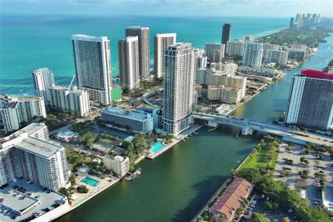 4001 S Ocean Drive Hollywood FL 33019