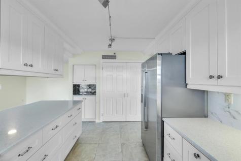 374 Golfview Road North Palm Beach FL 33408