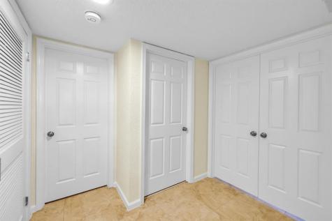 374 Golfview Road North Palm Beach FL 33408