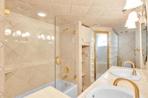 374 Golfview Road North Palm Beach FL 33408