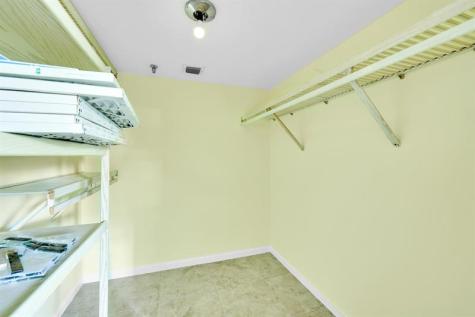 374 Golfview Road North Palm Beach FL 33408