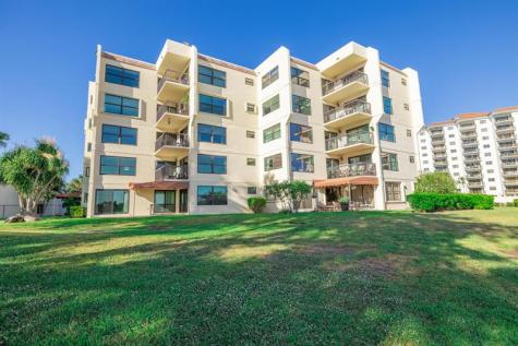 374 Golfview Road North Palm Beach FL 33408