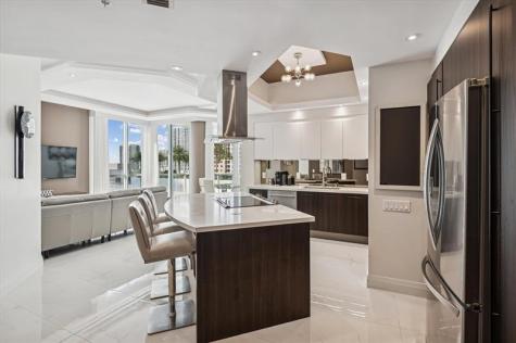 111 SE 8th Avenue Fort Lauderdale FL 33301