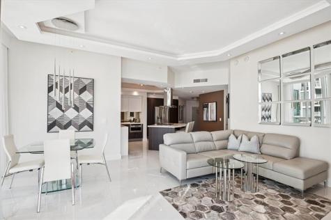 111 SE 8th Avenue Fort Lauderdale FL 33301